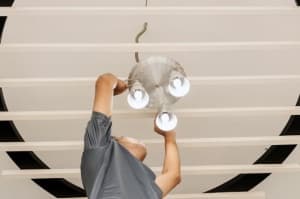 Светодиодные лампочки способны в разы уменьшить траты на электричество